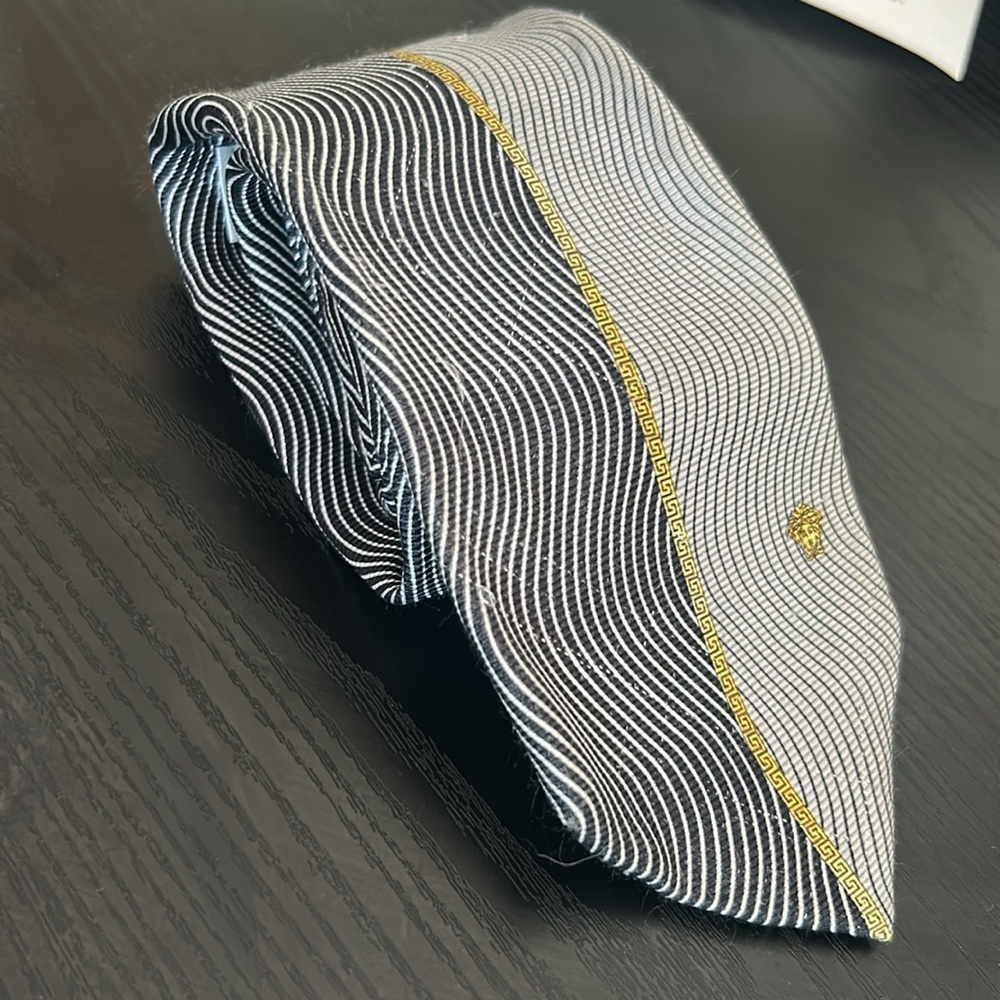 Vintage Gianni Versace Silk Tie – Medusa Logo & Greek Key Detail